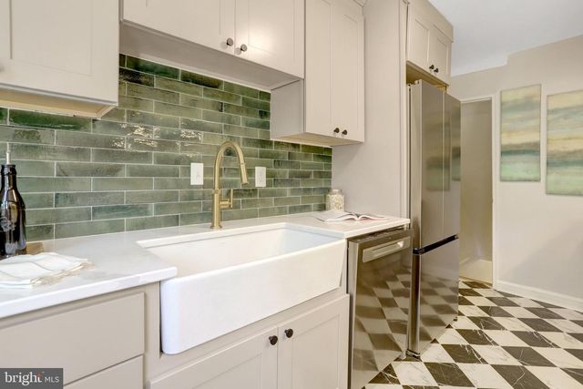 826 S ROYAL ST, Alexandria, VA 22314