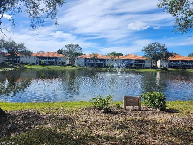 2496 Orchid Bay DR 104, Naples, FL 34109
