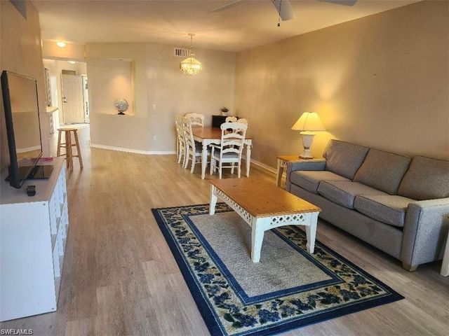 2496 Orchid Bay DR 104, Naples, FL 34109