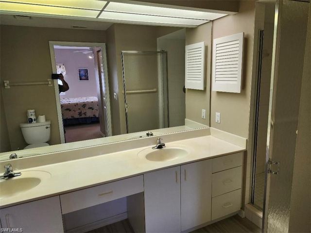 2496 Orchid Bay DR 104, Naples, FL 34109