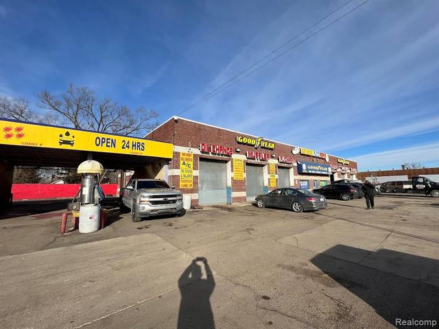 14201 Wyoming Street, Detroit, MI 48238