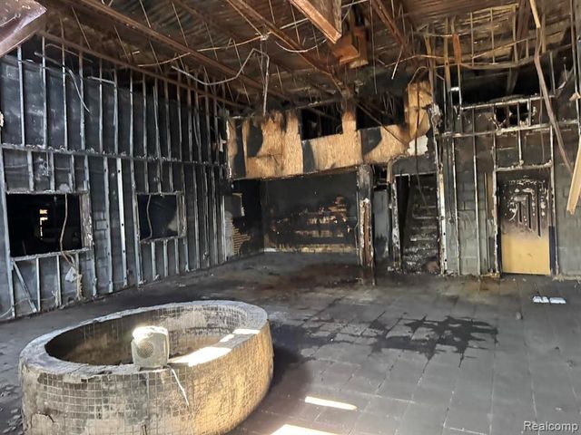 14201 Wyoming Street, Detroit, MI 48238