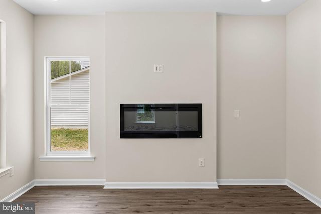 113 LAUREL LN, Colonial Beach, VA 22443