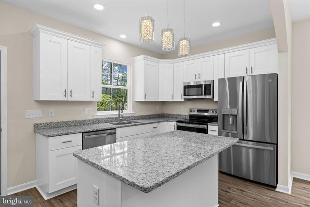 113 LAUREL LN, Colonial Beach, VA 22443
