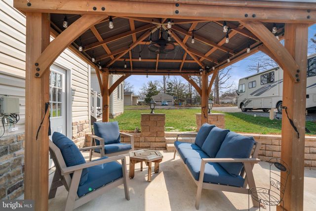 37 PENDLETON RD, Fredericksburg, VA 22405