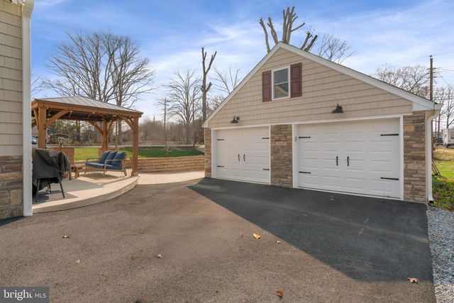 37 PENDLETON RD, Fredericksburg, VA 22405