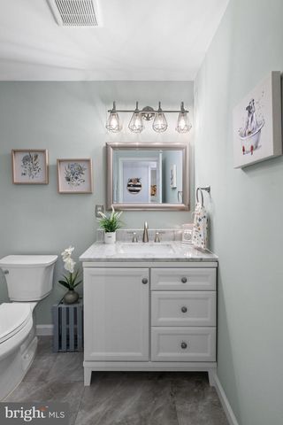 37 PENDLETON RD, Fredericksburg, VA 22405