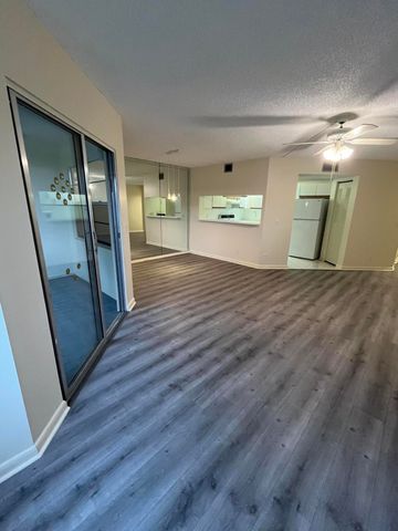 12600 SW 5th Court 304l, Pembroke Pines, FL 33027