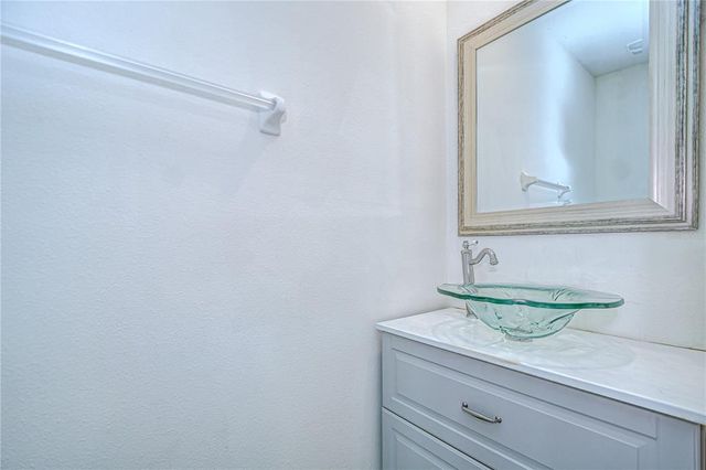 1382 CRESCENT HOOP WAY, Wesley Chapel, FL 33543