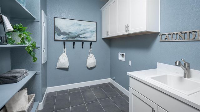 3942 Waterleaf Ave, Sacramento, CA 95835