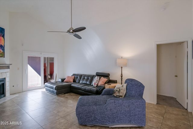 441 E Topeka Drive, Phoenix, AZ 85024