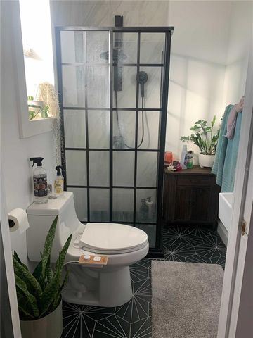 1619 9TH AVENUE N, St Petersburg, FL 33713