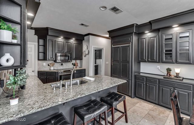 1104 Pointe Cove, Brandon, MS 39042