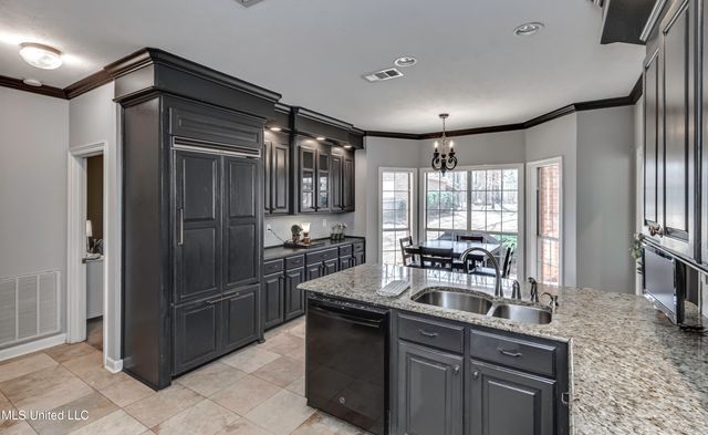 1104 Pointe Cove, Brandon, MS 39042