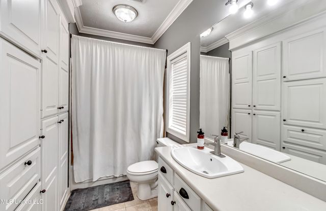 1104 Pointe Cove, Brandon, MS 39042