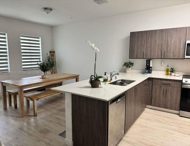 15540 SW 136th St 4-101, Miami, FL 33196