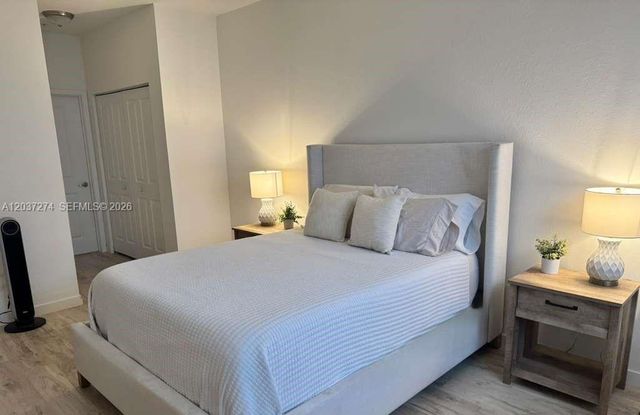 15540 SW 136th St 4-101, Miami, FL 33196