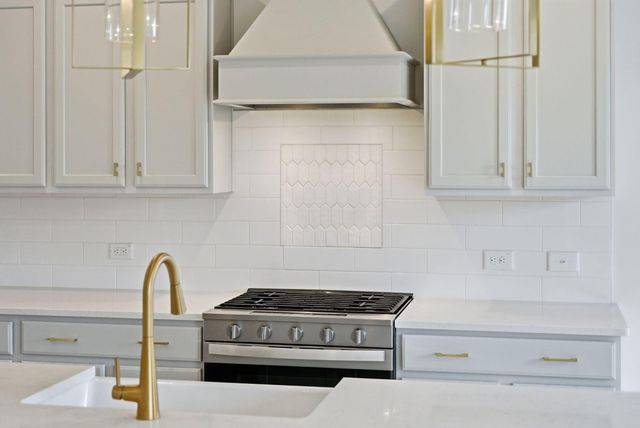 1008 Field Sparrow Drive, Ravenel, SC 29470