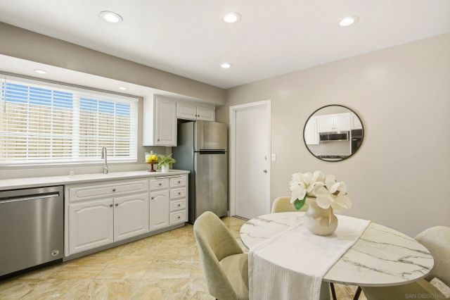 6319 Wenrich Dr, San Diego, CA 92120