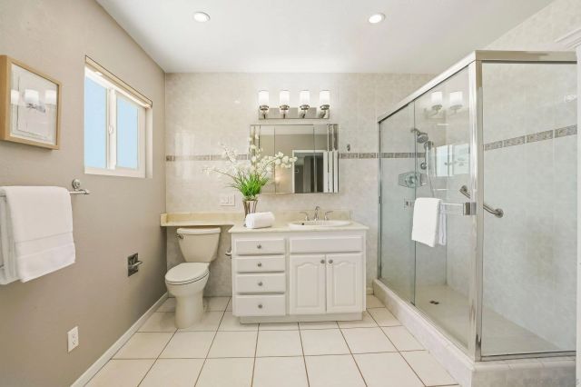 6319 Wenrich Dr, San Diego, CA 92120