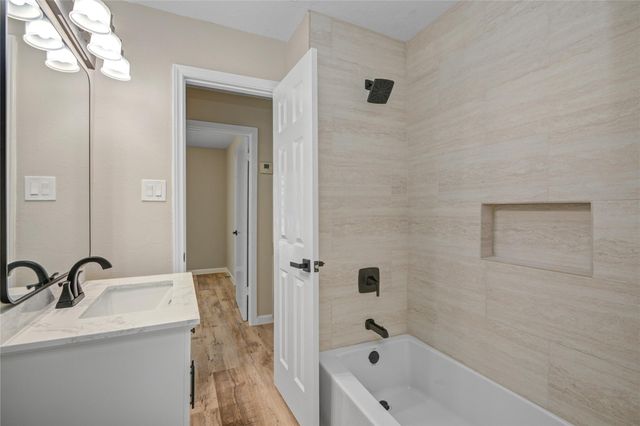 10611 Leitrim Way, Houston, TX 77047