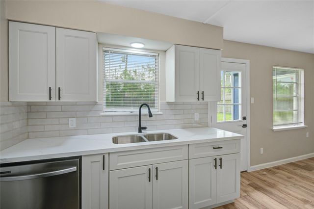 10611 Leitrim Way, Houston, TX 77047