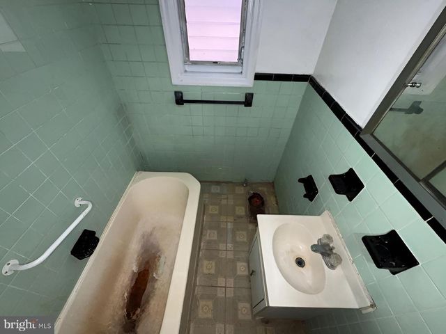 4711 WORTH ST, Philadelphia, PA 19124