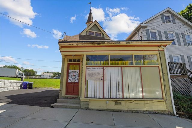 139 Broadway, Pawtucket, RI 02860