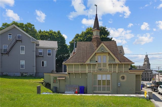 139 Broadway, Pawtucket, RI 02860