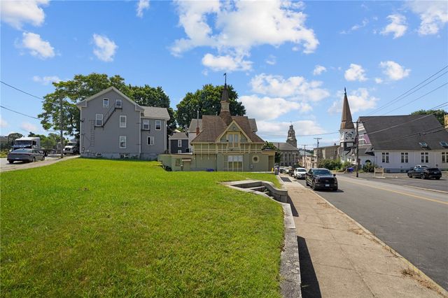 139 Broadway, Pawtucket, RI 02860