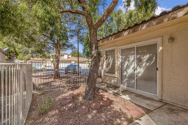 7233 Vista Bonita Drive, Las Vegas, NV 89149