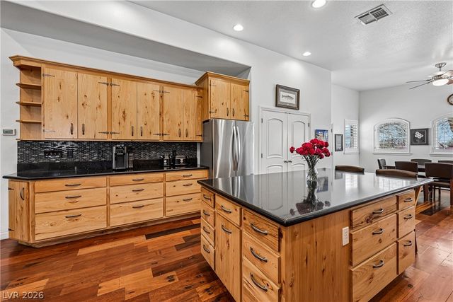 3910 West Pebble Road, Las Vegas, NV 89139