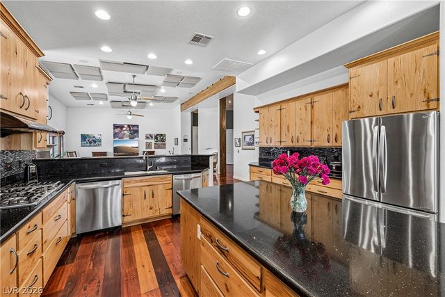 3910 West Pebble Road, Las Vegas, NV 89139