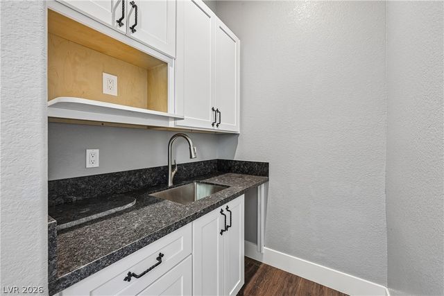 3910 West Pebble Road, Las Vegas, NV 89139