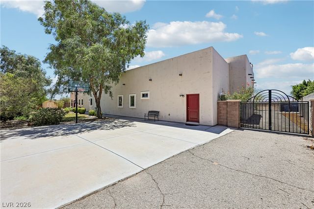 3910 West Pebble Road, Las Vegas, NV 89139