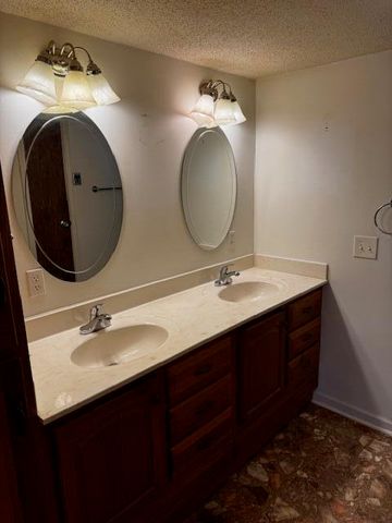 5879 Bloomville Road, Manning, SC 29102