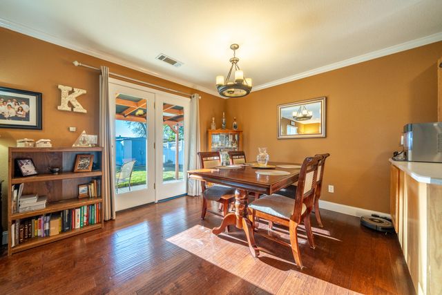 3712 Vinewood Drive, Anderson, CA 96007