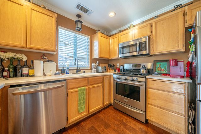 3712 Vinewood Drive, Anderson, CA 96007