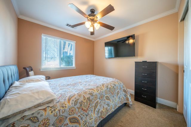 3712 Vinewood Drive, Anderson, CA 96007