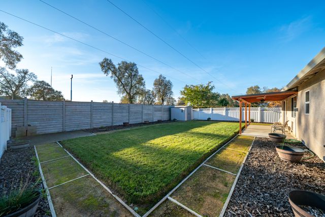 3712 Vinewood Drive, Anderson, CA 96007