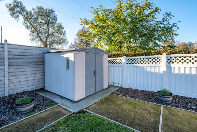 3712 Vinewood Drive, Anderson, CA 96007