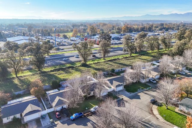 3712 Vinewood Drive, Anderson, CA 96007