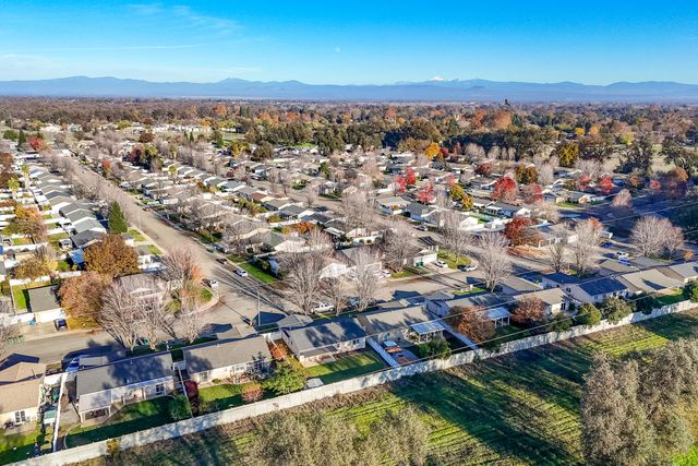 3712 Vinewood Drive, Anderson, CA 96007