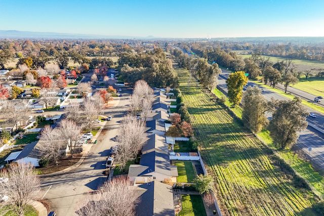 3712 Vinewood Drive, Anderson, CA 96007