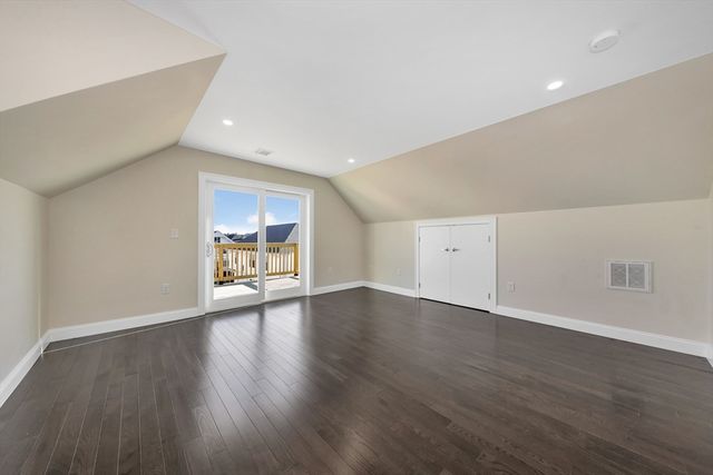 43 Wright Ave 2, Medford, MA 02155