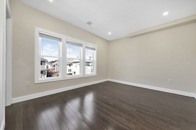 43 Wright Ave 2, Medford, MA 02155