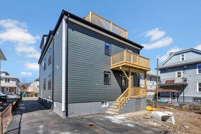 43 Wright Ave 2, Medford, MA 02155