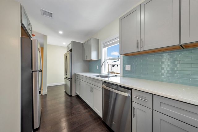 43 Wright Ave 2, Medford, MA 02155