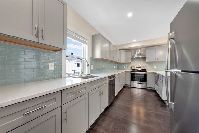 43 Wright Ave 2, Medford, MA 02155