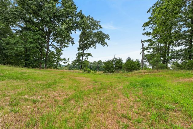 776 Norris Hollow Rd, Vanleer, TN 37181